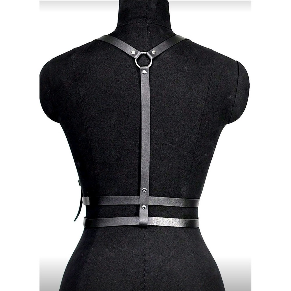 Body Harness Women's Adjustable Faux Leather Belt Cage Bra Top Strappy - Picture 2 of 3